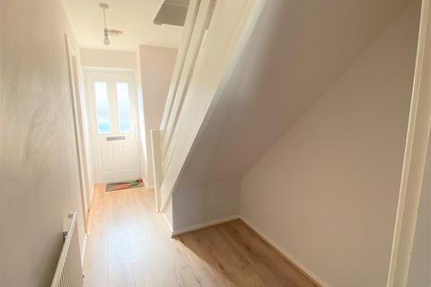 84 Calshot Close, Newquay, TR7 3HL