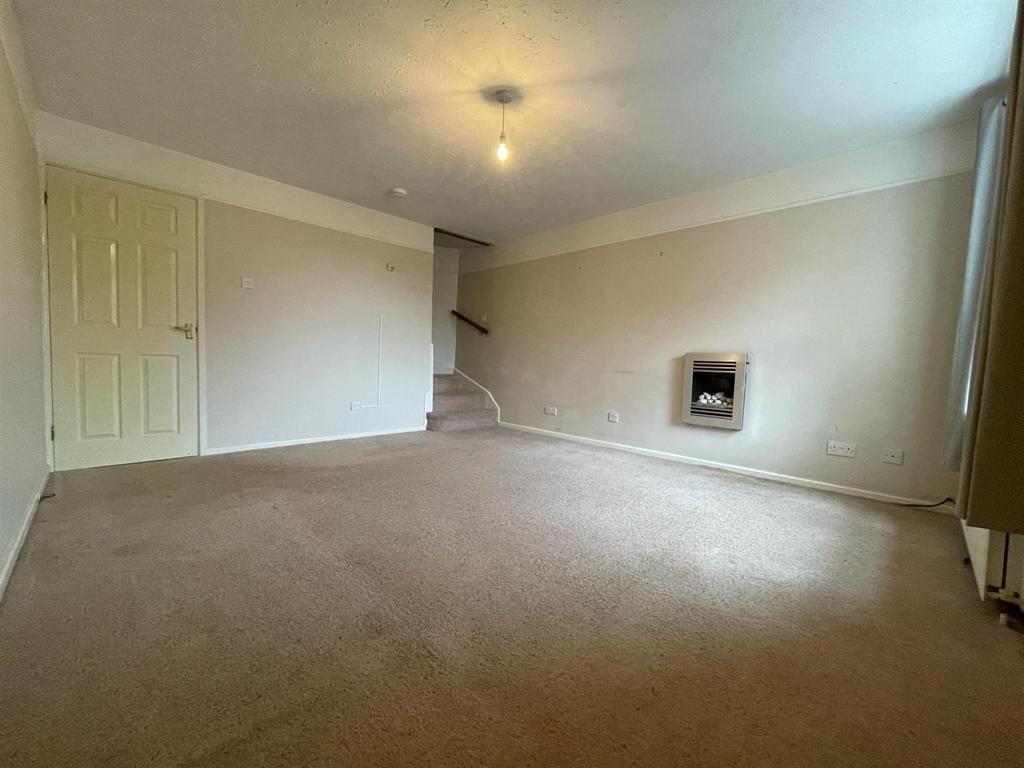 75 hailstone living room.jpg
