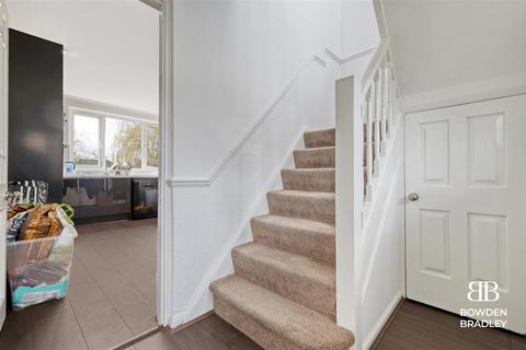 3 bedroom detached house for sale, Dacre Close, Chigwell