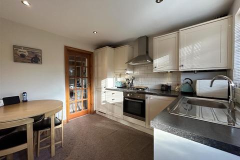 2 bedroom semi-detached house for sale, Wakefield Road, Scissett, Huddersfield, HD8 9HU