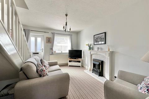 2, Hawthorn Terrace Chapel Road, Whaley Bridge, High Peak, SK23 7LB