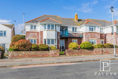 3 bedroom apartment for sale, Oxford Road, Frinton-On-Sea