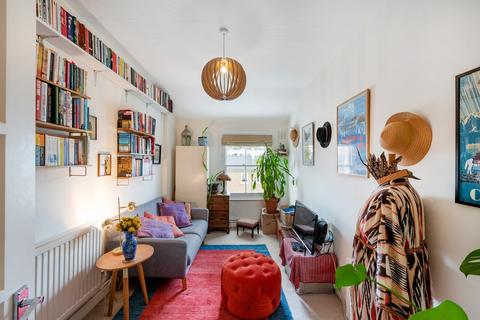 1 bedroom flat to rent, Coningham Road, London W12