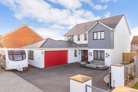 4 bedroom detached house for sale, 4 Harvest Close, Roundswell, Barnstaple