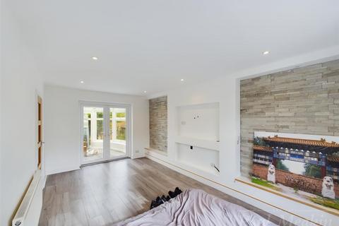 11 Trinity Close, South Croydon, CR2 0EP