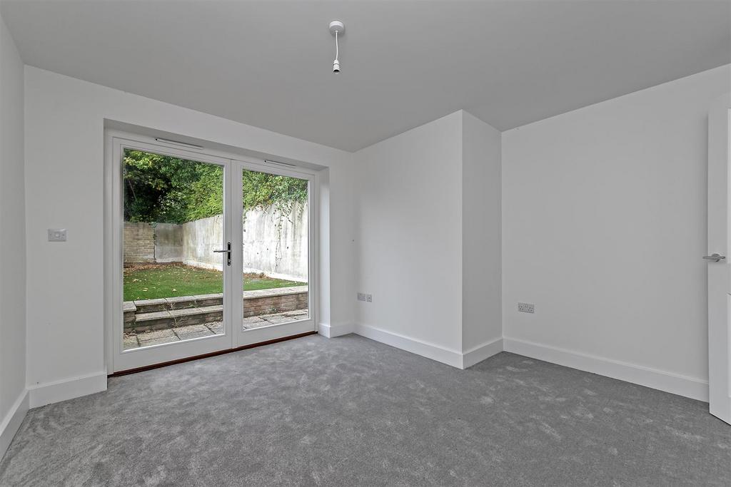 14 Abbott John Mews-9.jpg