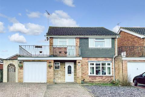 4 Tealsbrook, Swindon, SN3 5AU