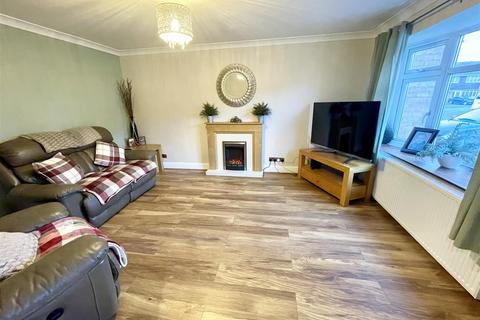 4 Tealsbrook, Swindon, SN3 5AU