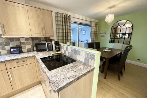 4 Tealsbrook, Swindon, SN3 5AU
