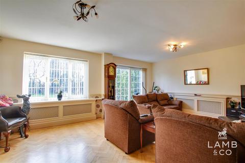 3 bedroom detached house for sale, Point Clear Road, Point Clear CO16