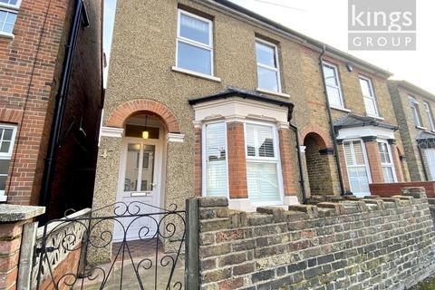 4 bedroom semi-detached house for sale, Greenfield Street, Waltham Abbey