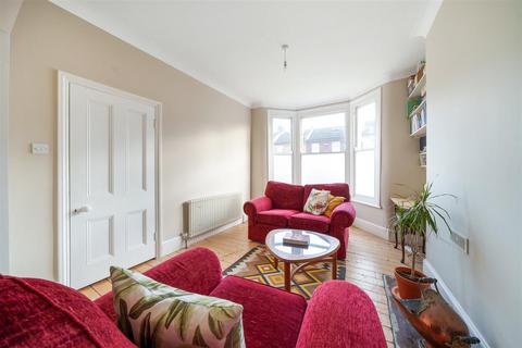 127 Braidwood Road, London, SE6 1QY