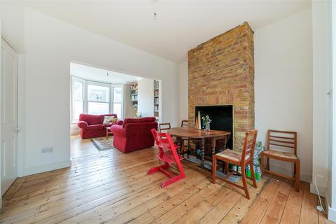 127 Braidwood Road, London, SE6 1QY
