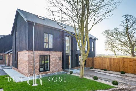 5 bedroom detached house for sale, Eaves Lane, Woodplumpton, Preston