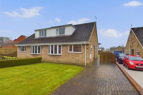 3 bedroom semi-detached house for sale, Greenlands, Driffield