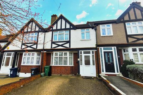 27 Cuckoo Dene, London, W7 3DS