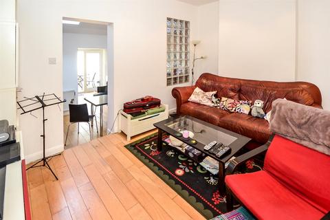 40 Green Lane, London, W7 2PB