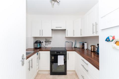 12 Cubitt Square, Southall, UB2 4UA