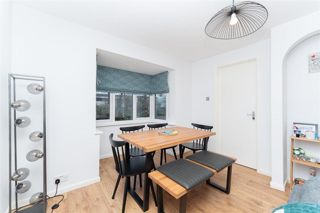 12 Cubitt Dining.jpg