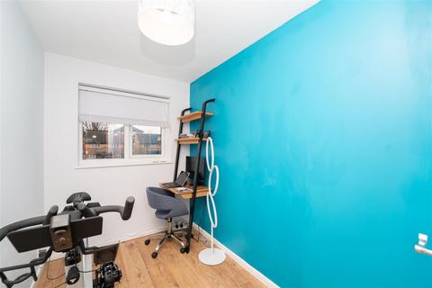 12 Cubitt Square, Southall, UB2 4UA