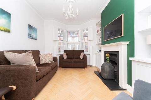 122 Elthorne Avenue, London, W7 2JW