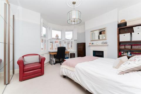 122 Elthorne Avenue, London, W7 2JW
