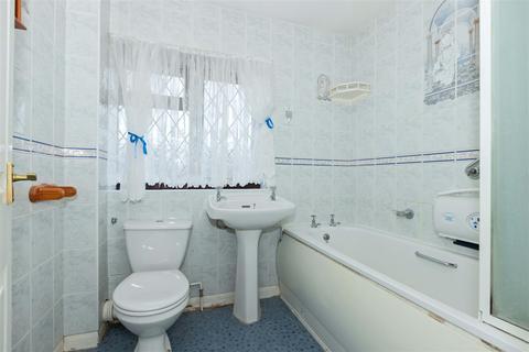 2 bedroom terraced house for sale, Dingley Road, Rustington, Littlehampton