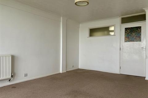 2 bedroom flat for sale, Ashtead Towers, Bexhill On Sea TN40