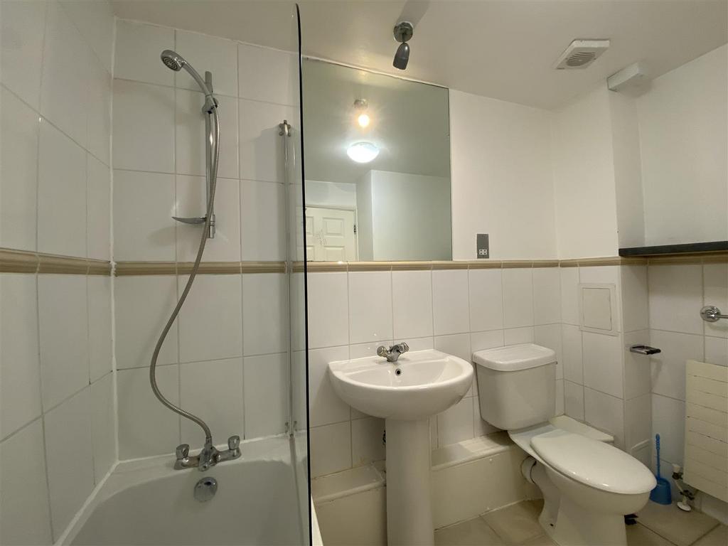 Bathroom.jpeg