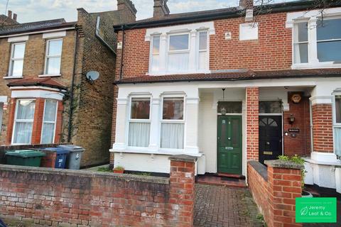 3 bedroom semi-detached house for sale, Goldsmith Road, London, N11