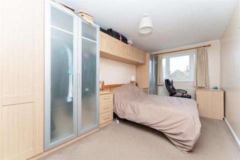 1 bedroom apartment for sale, Mayo Court, Northfields