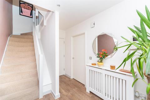 4 bedroom townhouse for sale, Drayton Green, Ealing