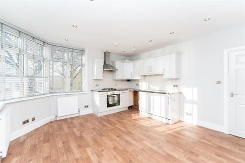 2 bedroom apartment for sale, Half Acre Road, Hanwell