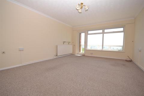 2 bedroom flat for sale, Tilford Court, Bexhill On Sea TN40