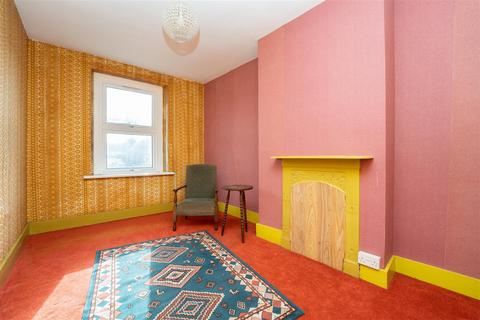 9 Dudley Gardens, London, W13 9LU