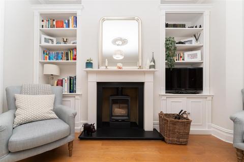 24 Whitehall Road, London, W7 2JE