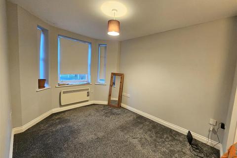 2 bedroom property for sale, Upper Avenue, Eastbourne BN21