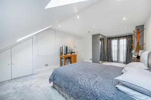 58 Julien Road, London, W5 4XA