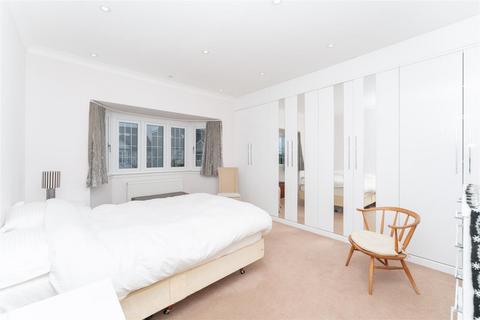 33 Niagara Avenue, London, W5 4UD