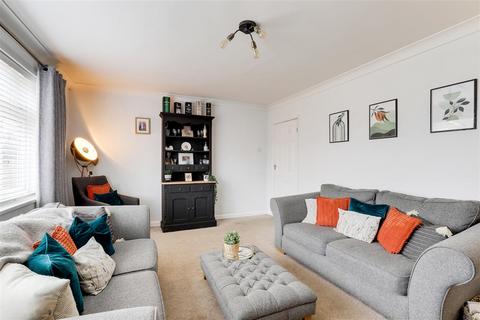 4 bedroom detached house for sale - Newbery Avenue, Long Eaton NG10