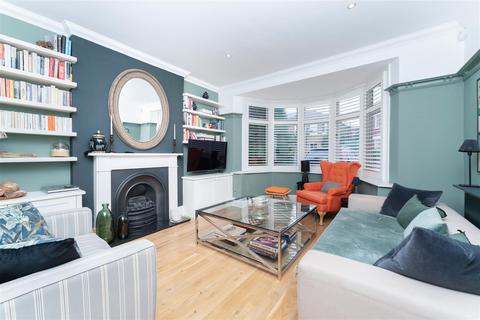 16 Carew Road, London, W13 9QL