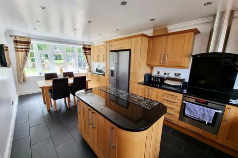 5 bedroom detached house for sale, Carlton Road, Manby LN11