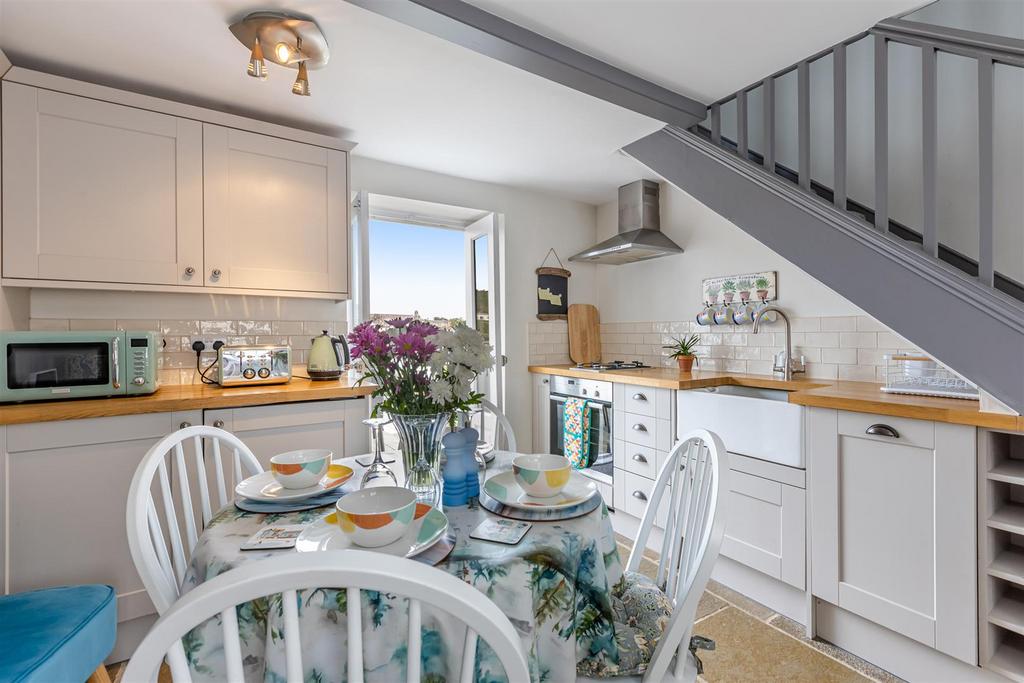 A03 - 46 Crowthers Hill Dartmouth - 230824.jpg