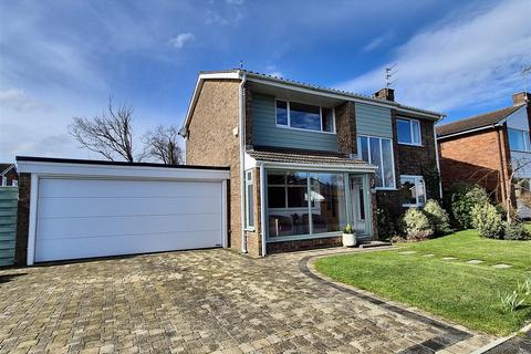 4 bedroom detached house for sale, Kingston Drive, Lytham