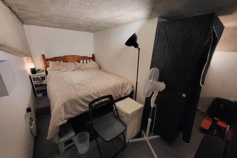 1 bedroom apartment to rent - Lakeshore, Bristol BS13