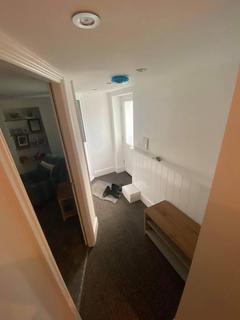 1 bedroom property to rent, Long Lane, Huddersfield HD5