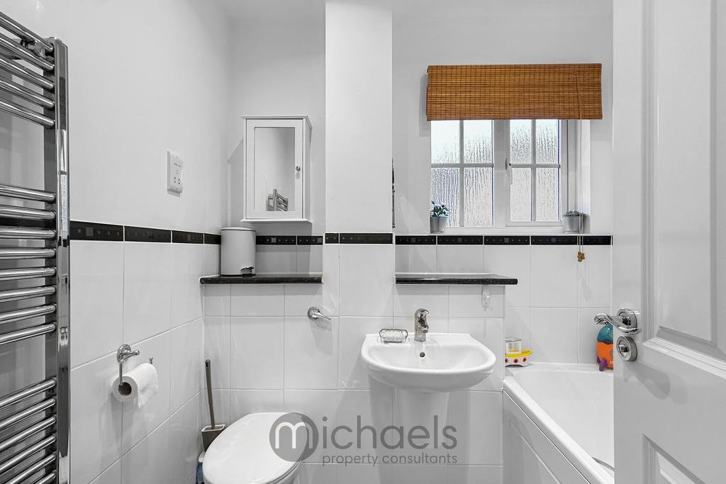 Family Bathroom Suite