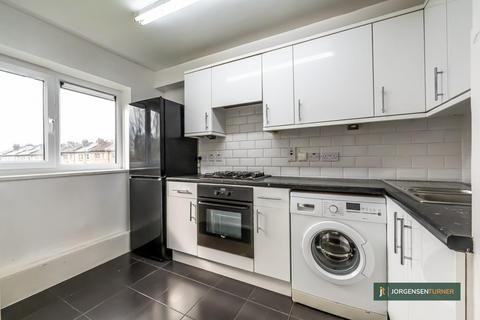 2 bedroom flat for sale - Victoria Road, London NW6