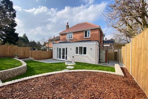 3 bedroom detached house for sale, West Bank Avenue, Derby DE22