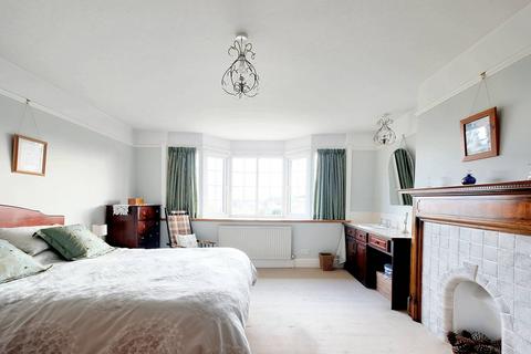 57 Roxwell Road, Chelmsford, CM1 2LY
